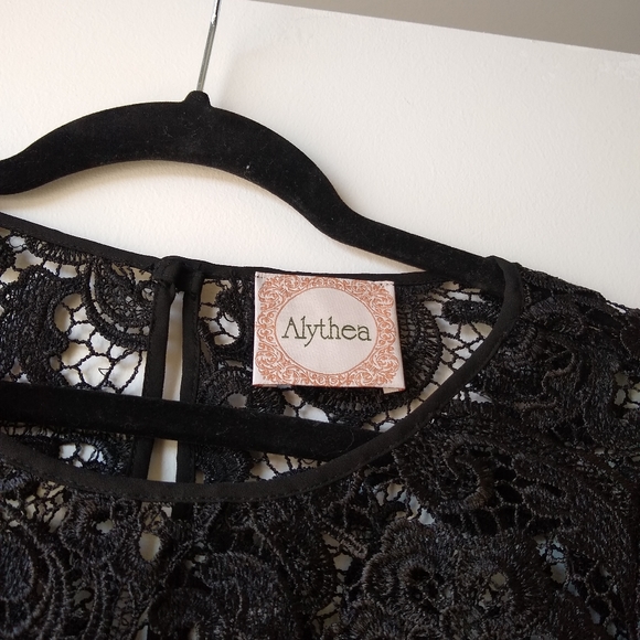 💙 NWT nordstrom alythea black longsleeve blouse - Picture 2 of 2